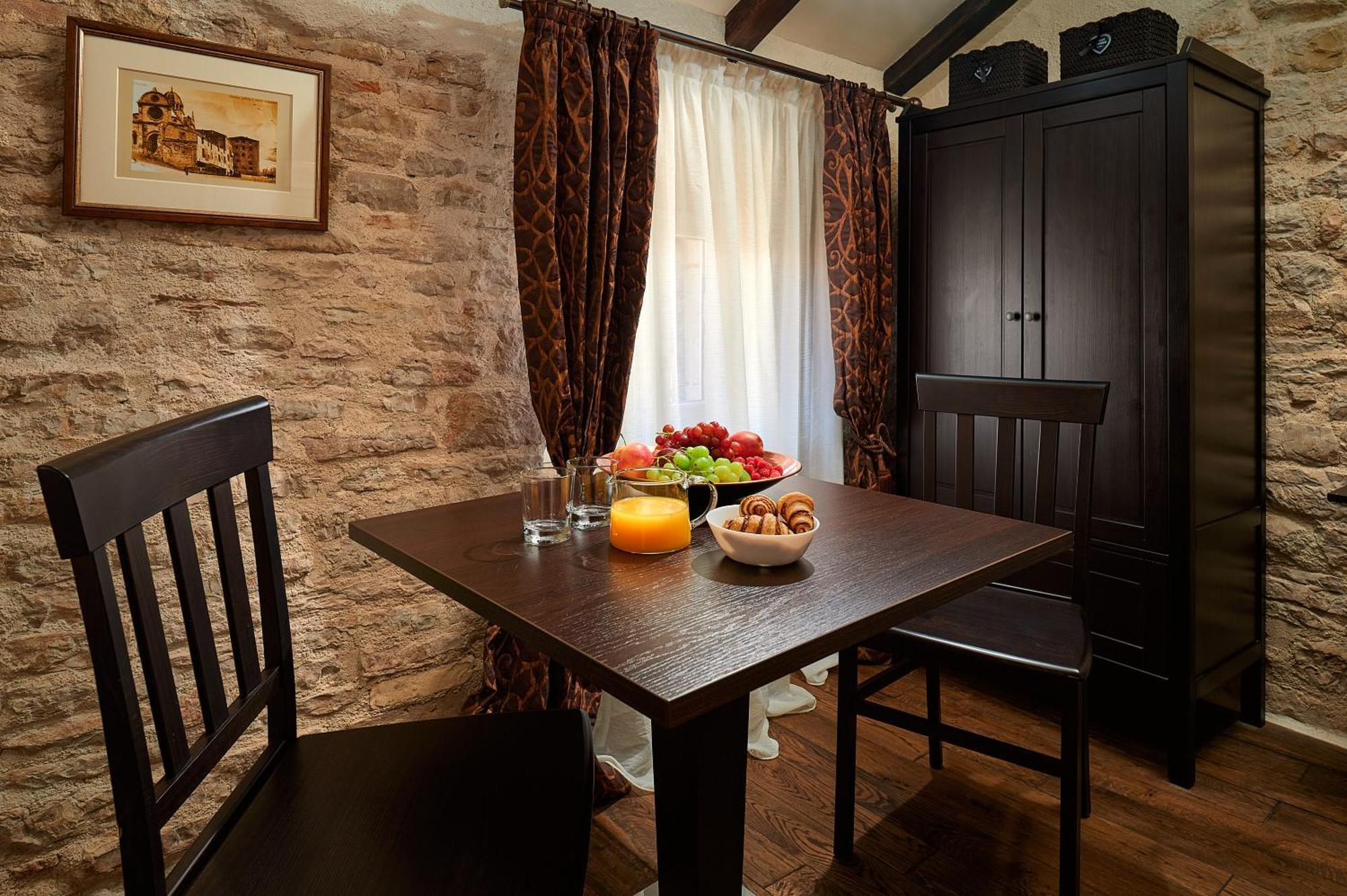 Rustic Apartments Sv Frane In The Old Town Šibenik Exterior foto
